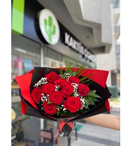 10 Kırmızı Gül Buketi